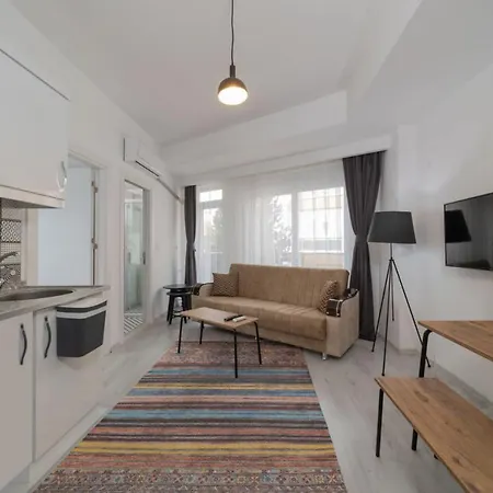 Apartment Modern And Cozy In Muratpasa